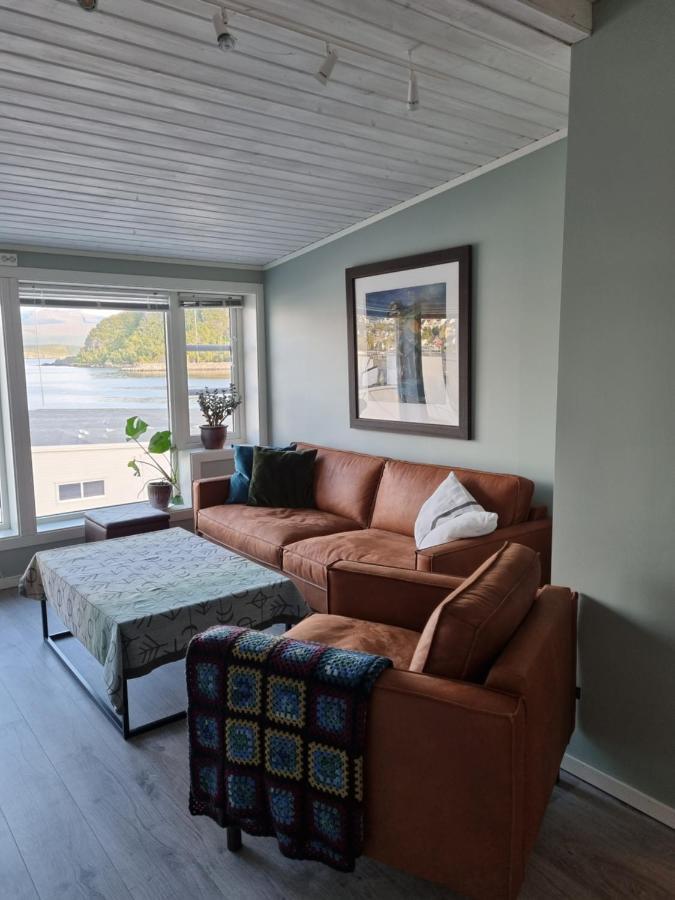 Loftsleilighet Midt I Sentrum Skjervoy エクステリア 写真